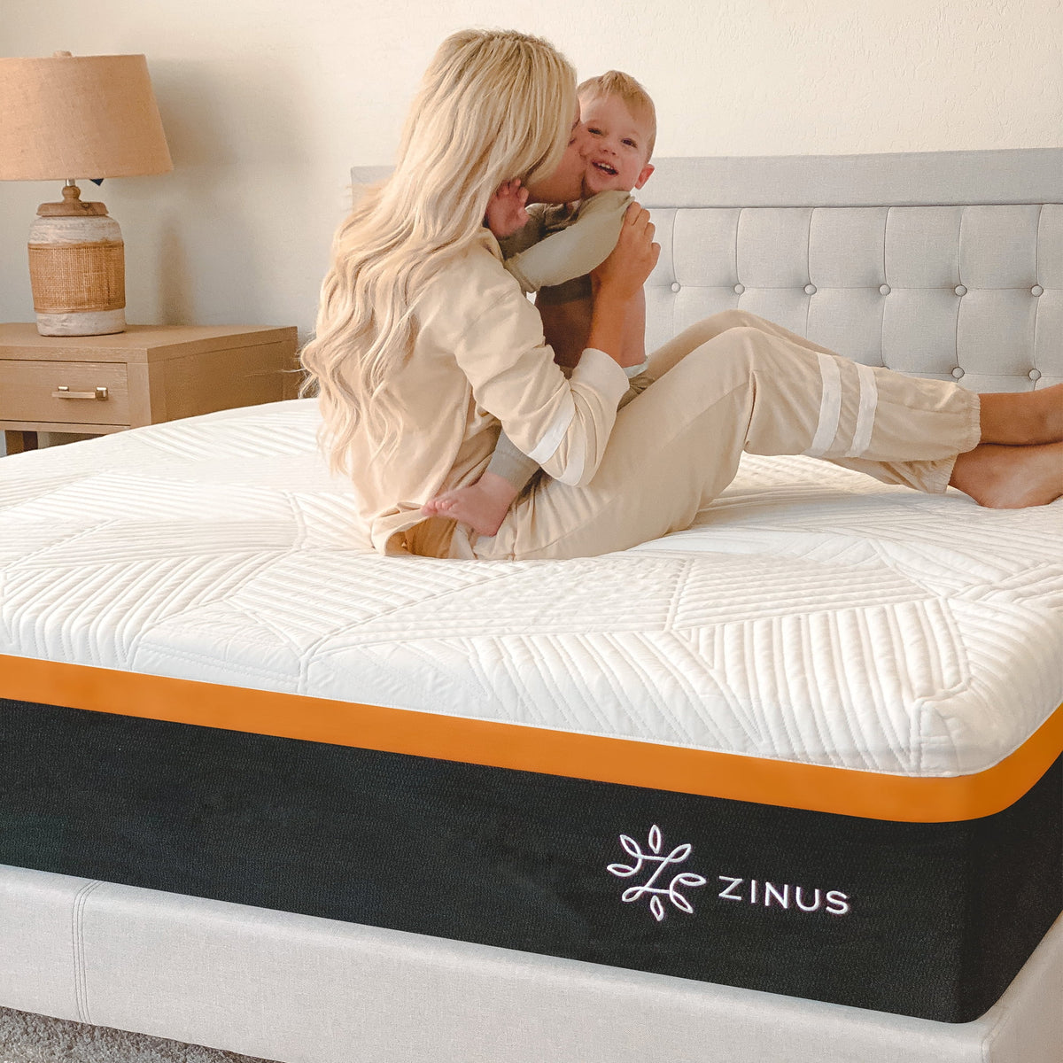 Queen Memory Foam Pocket Spring Hybrid Mattress I79453