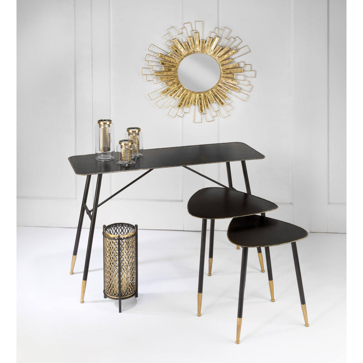 Antiqued Gold and Brown Contemporary Candle Stand Z763
