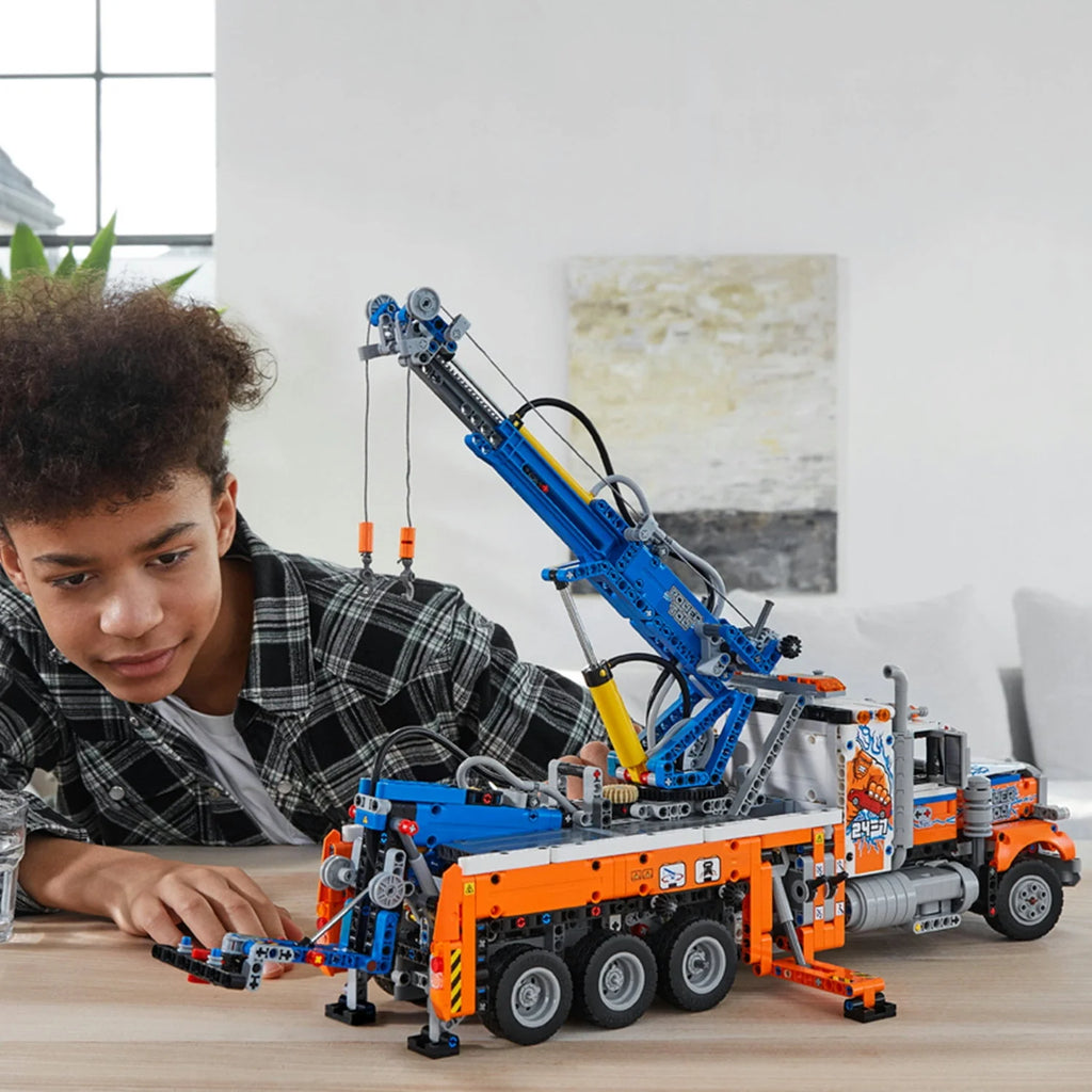 Technic Heavy-Duty Tow Truck Building Set H3989