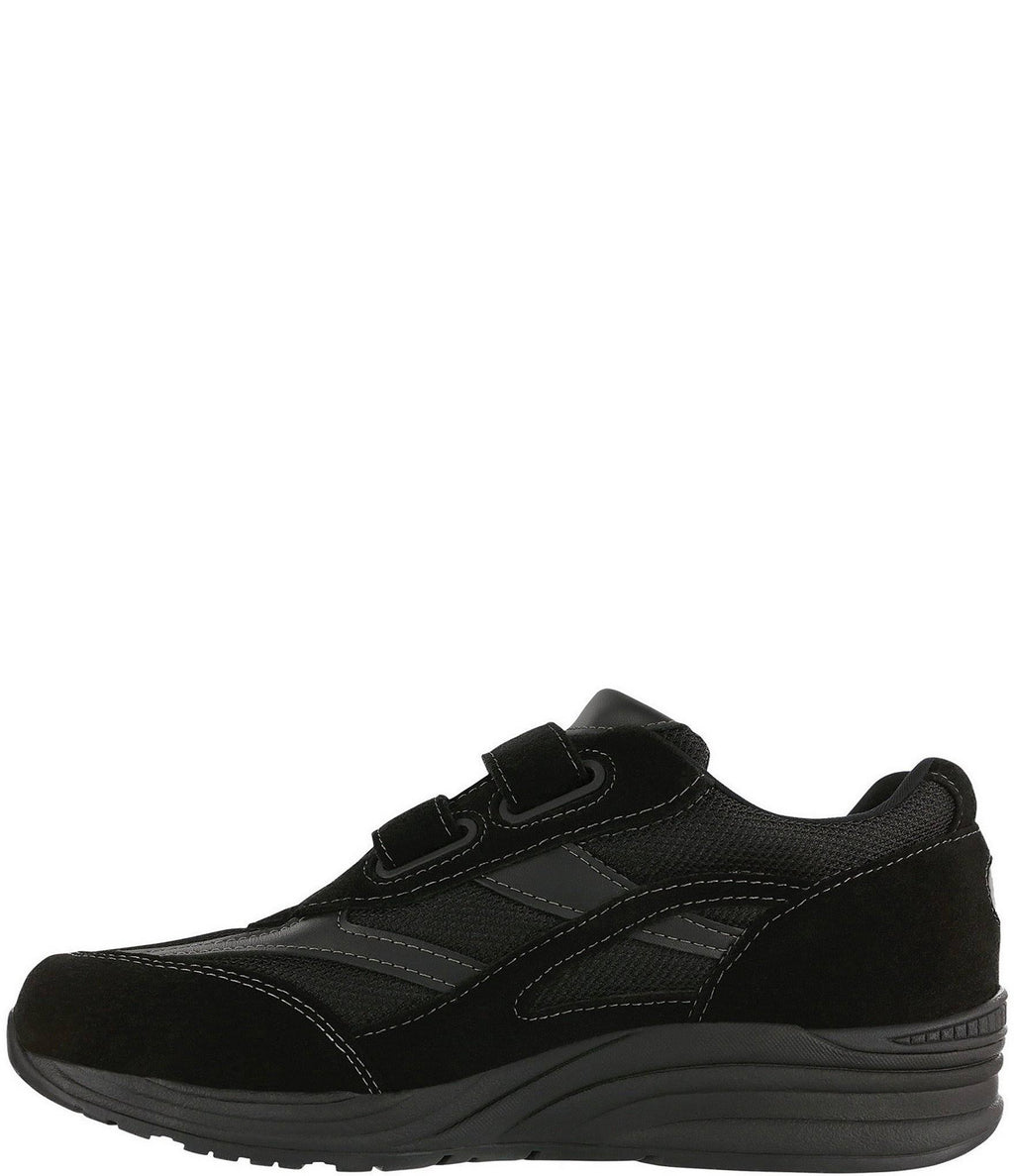 Black 11 Wide Mesh Shoes B23871