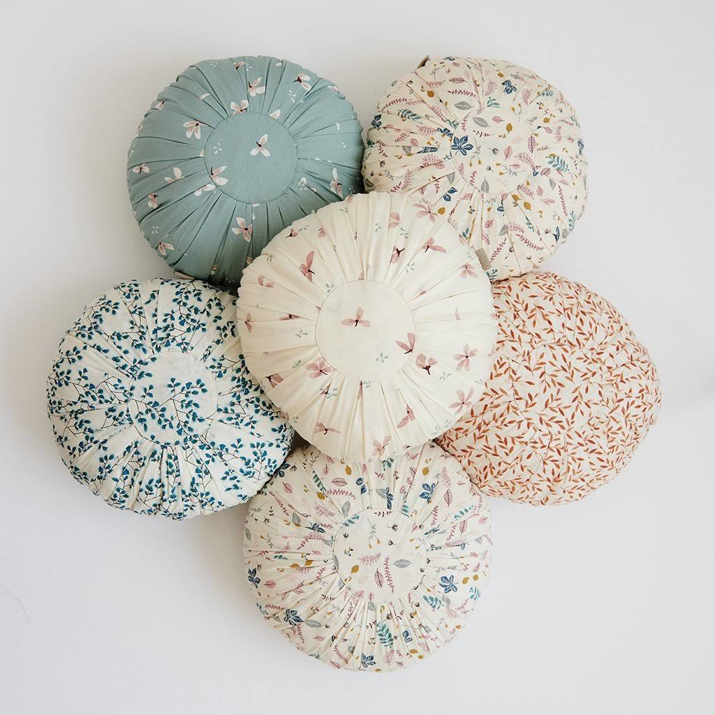 Round Blue Cushion D180