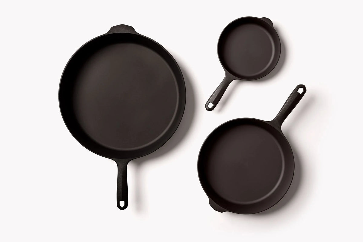 Three Piece Cast Iron Skillet Cookware Set I8633