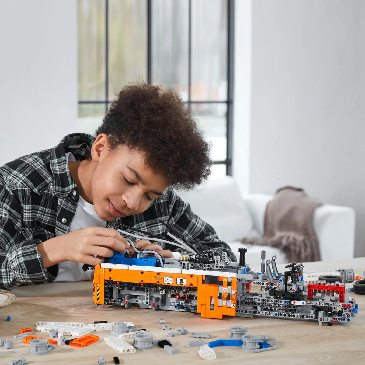 Technic Heavy-Duty Tow Truck Building Set H3989