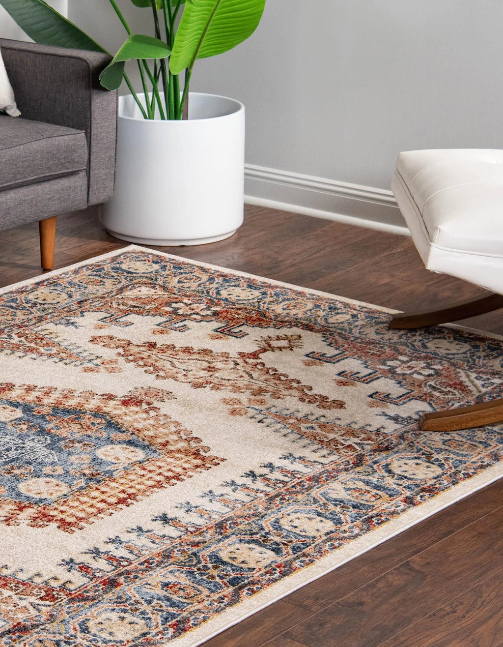 7' x 10' Cream Medium Rug X1607