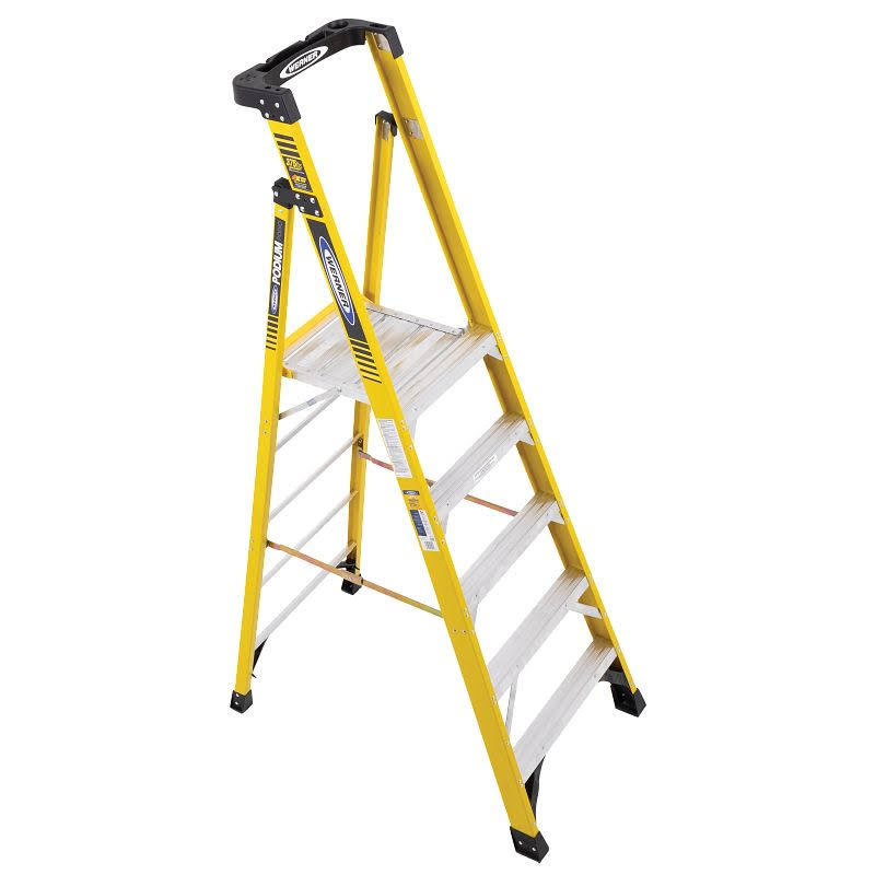 5 ft Fiberglass Podium Ladder R555