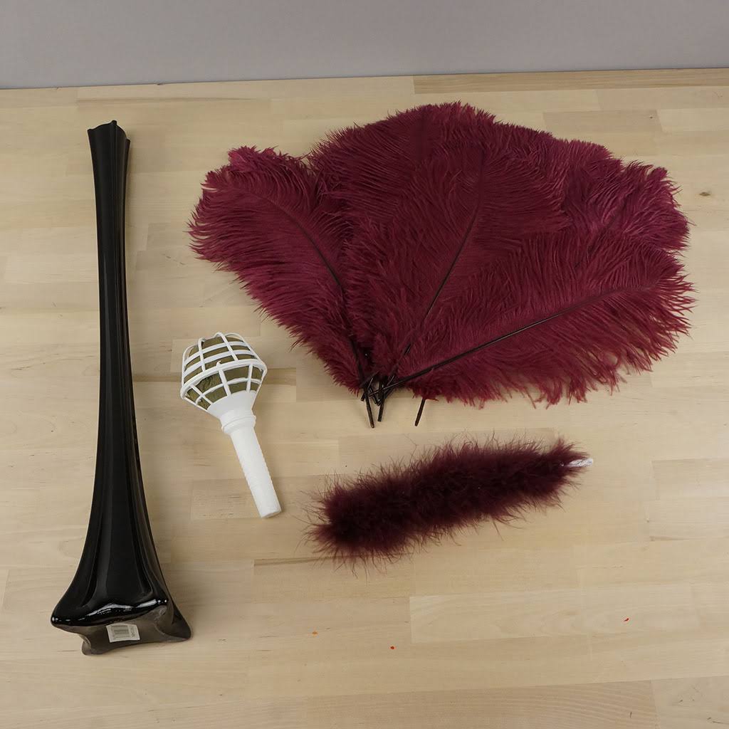Burgundy Centerpiece with Black Vase T3837