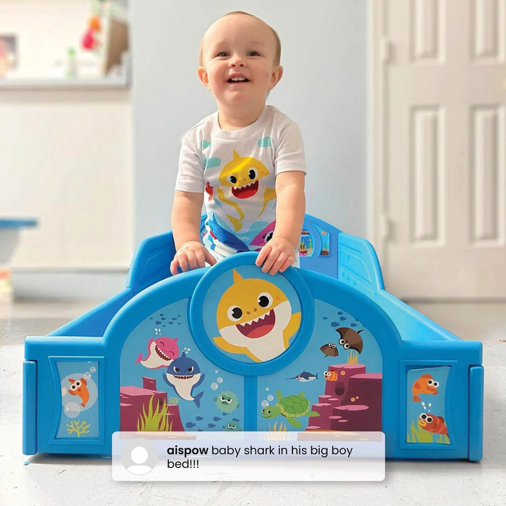 Plastic Toddler Bed with Attached Guardrails S676708