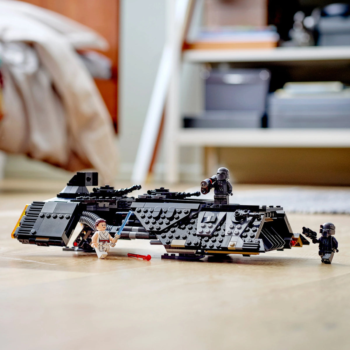 595 Pieces Spacecraft Building Toy V777