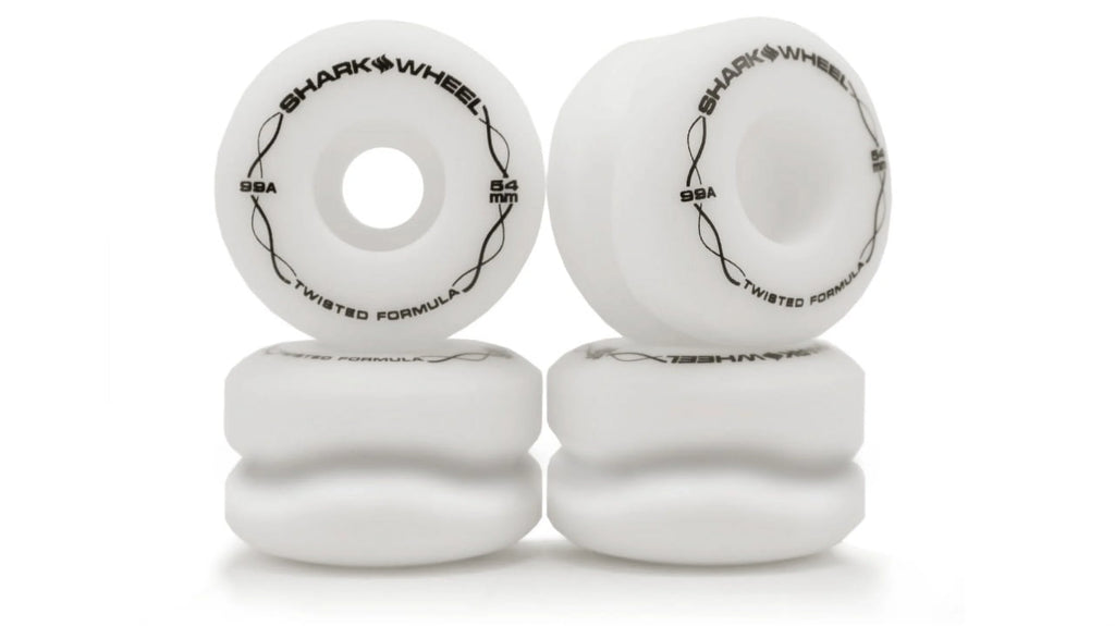 Skull Island 31 In. Popsicle Street Skateboard with 54 mm Twisted Wheels U989304