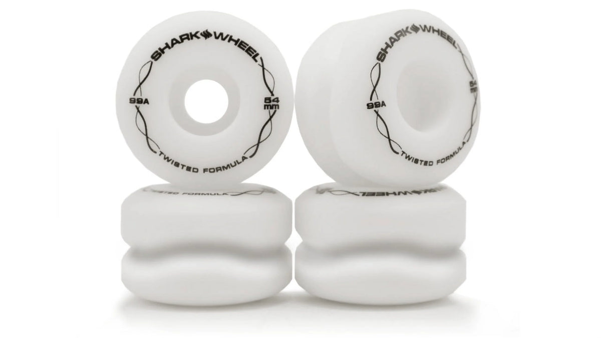 Skull Island 31 In. Popsicle Street Skateboard with 54 mm Twisted Wheels U989304